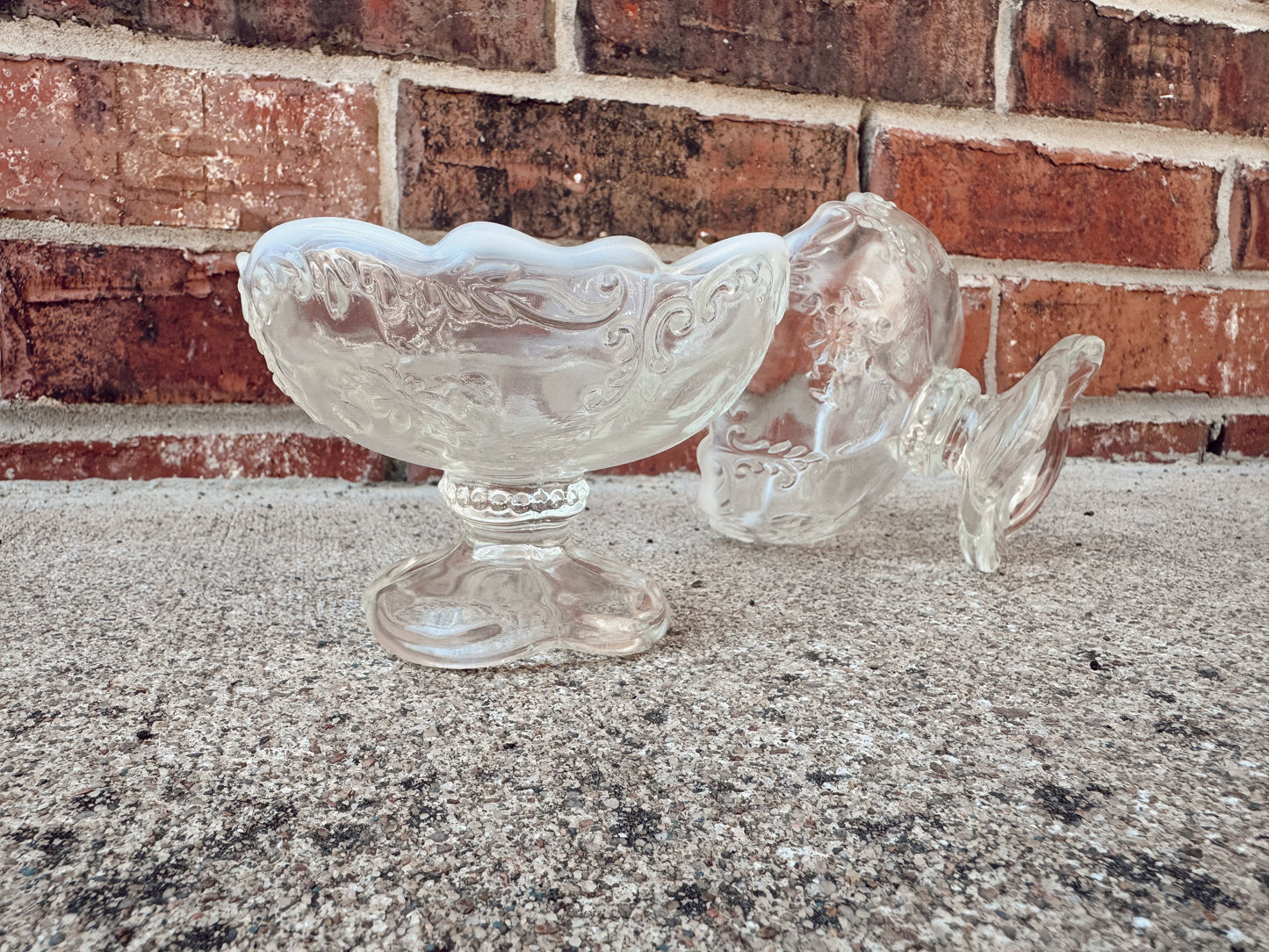 Scalloped Opalescent Candle Set