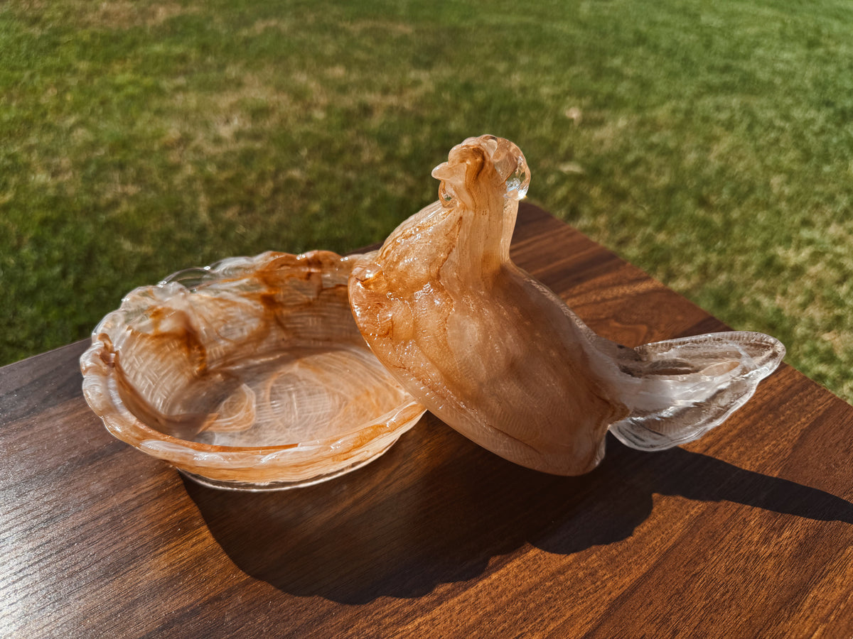 Marbled Peach Hen Candle
