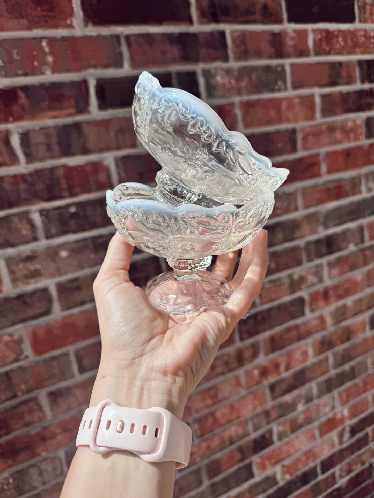 Scalloped Opalescent Candle Set