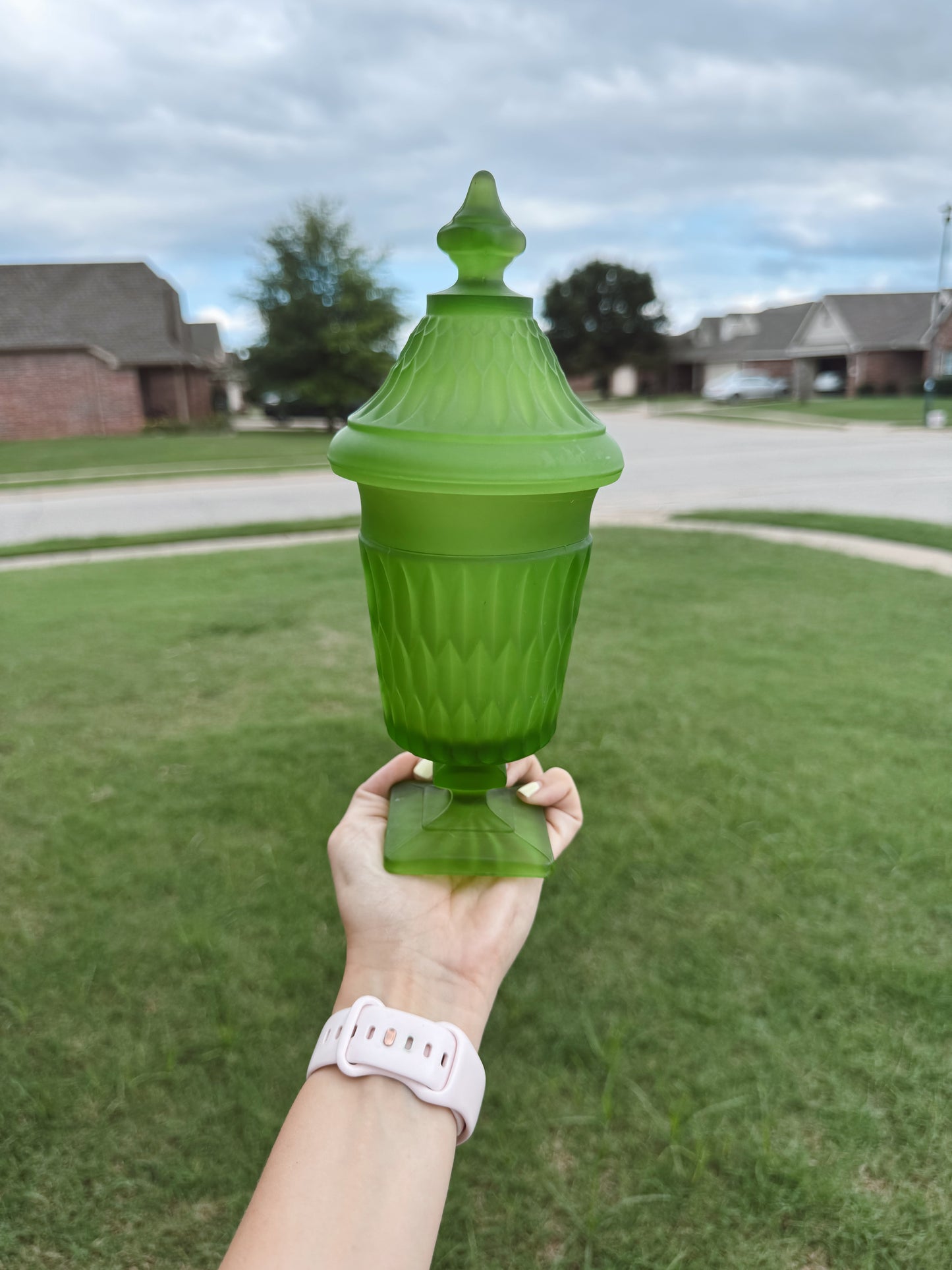 Indiana Glass Green Diamond Point Satin Candle